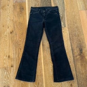 CITIZENS OF HUMANITY “Ingrid” low waist stretch flare corduroy jeans. Size 26.